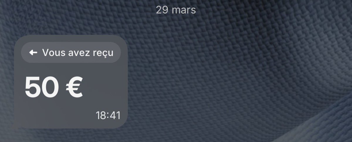 reine isabella tweet media