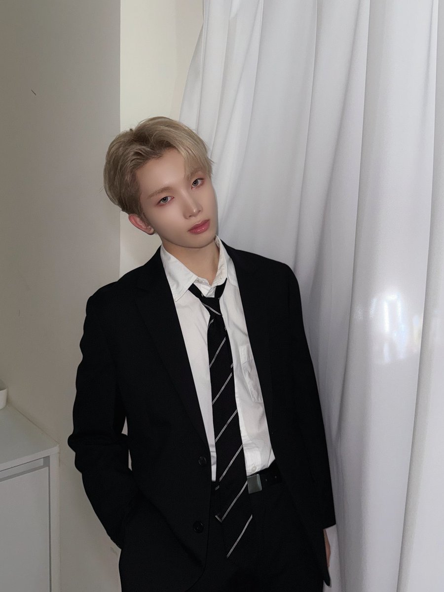 POW France 🇫🇷 tweet media