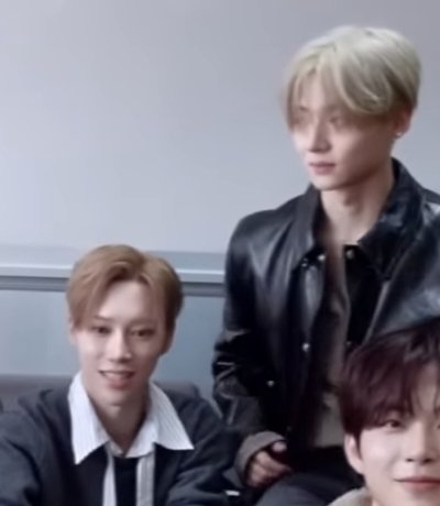 네사이네사 tweet media