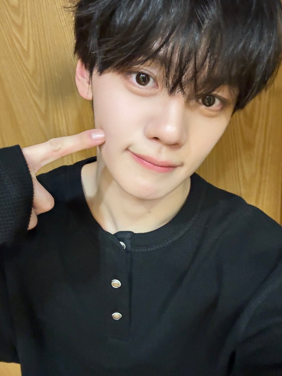 AND2BLE_GLOBAL's tweet image. [⏩] Kim Gyuvin will be a guest on the next episode of VIXX Ken's Talent Design School on April 7th

#KIMGYUVIN #김규빈 #AND2BLE #앤더블