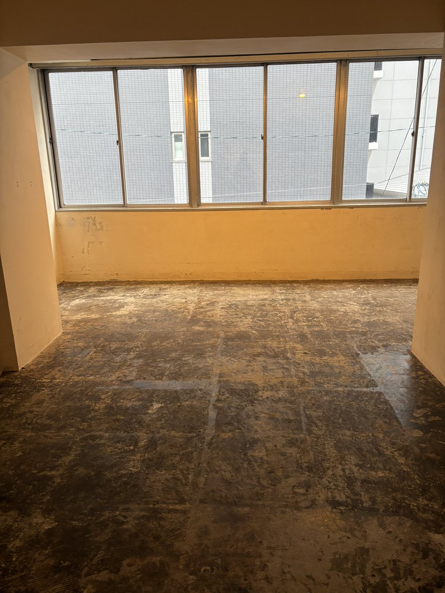 露の新幸 tweet media