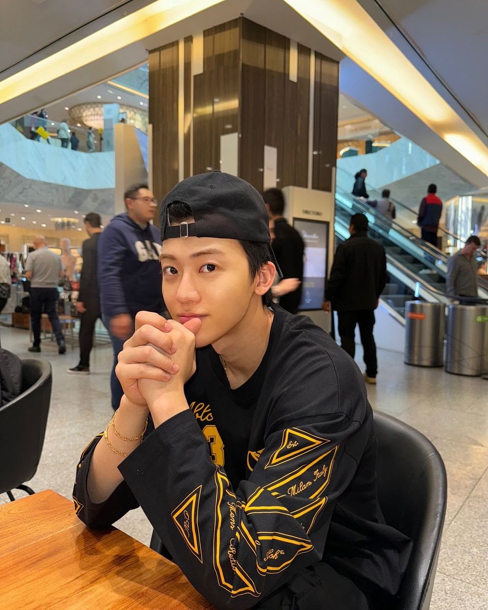 theo. restarting! tweet media