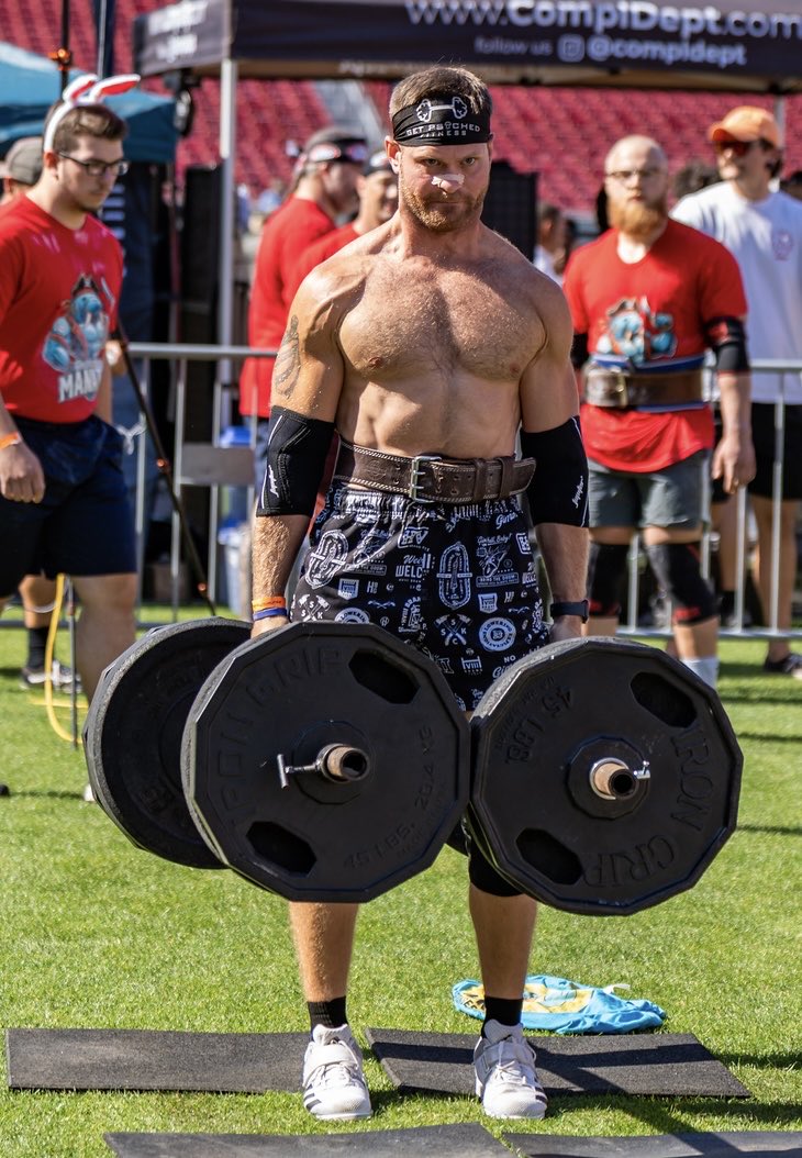 JohnnieBe tweet media