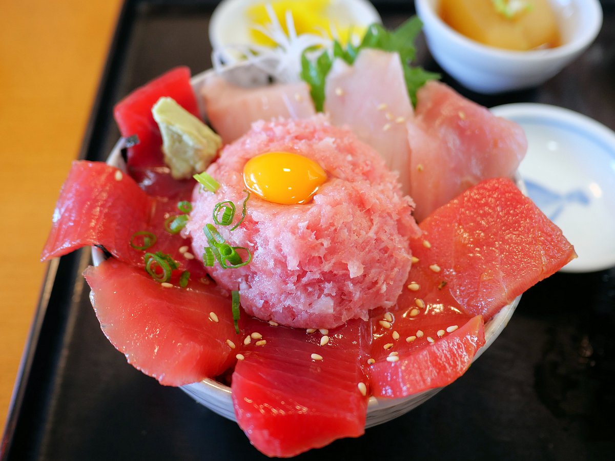 むこじま tweet media