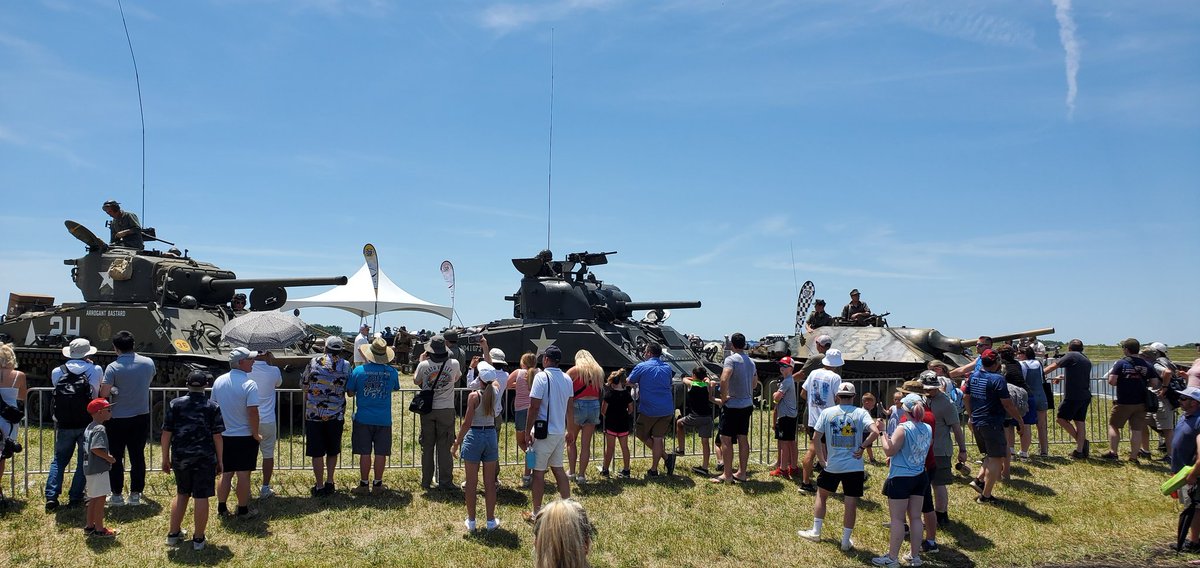 windows98 tweet media