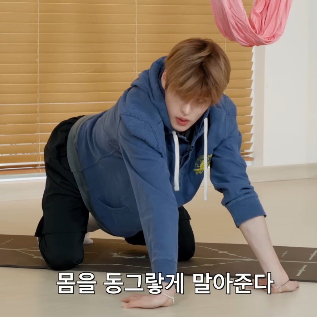 tiff 🦕 tweet media