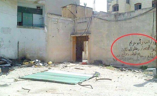 S A R I N tweet media