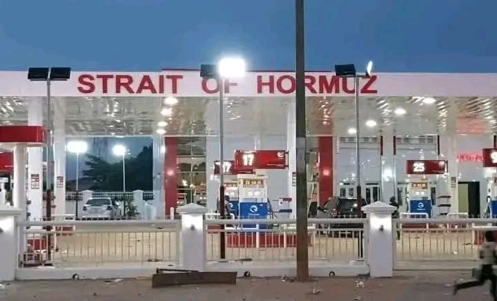 Mr. Romantic tweet media