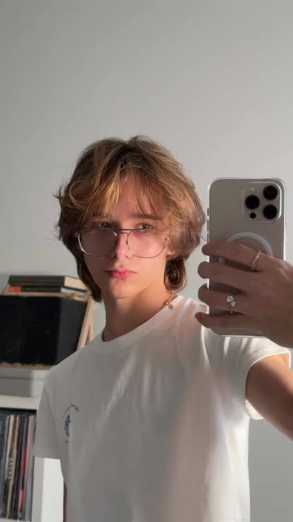 ur favorite white twink tweet media