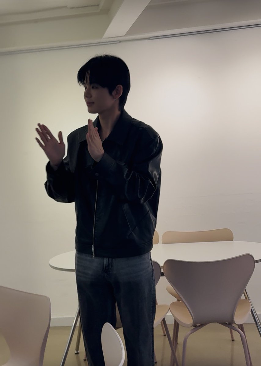 오래오레오 tweet media