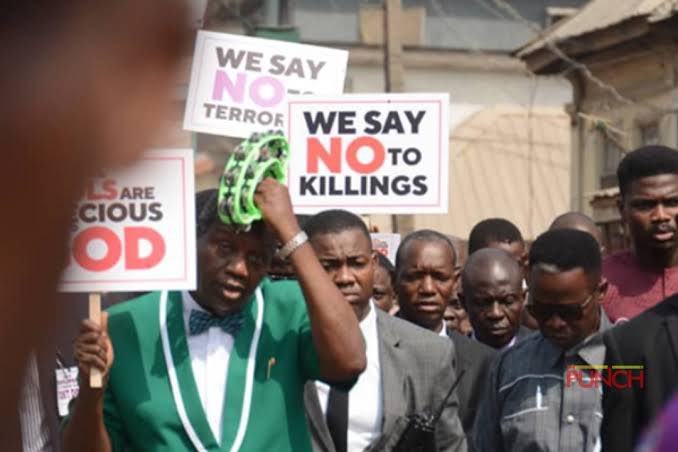 blessed_sinner🦅 tweet media