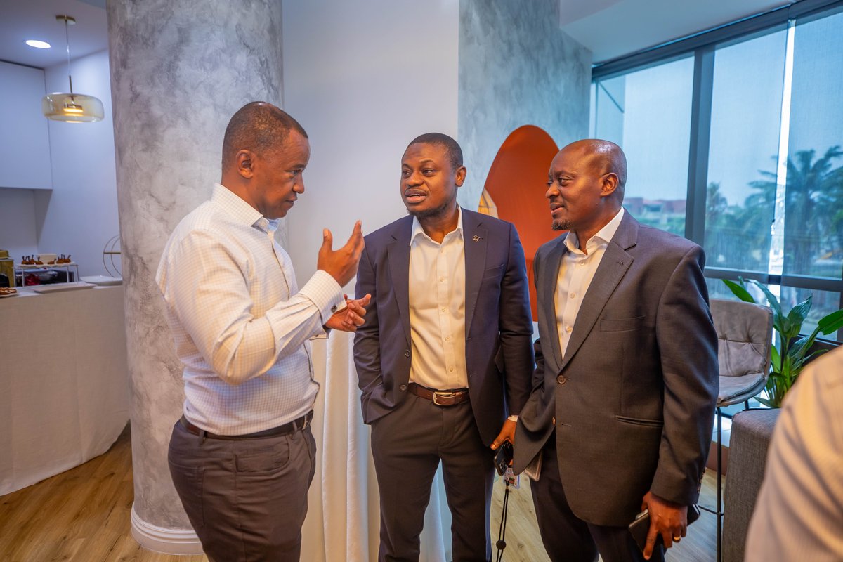 PwC_Nigeria's tweet image. Strengthening how we work and deliver for our clients.

Cheers to the week ahead.

#PwCProud #Leadership #Culture