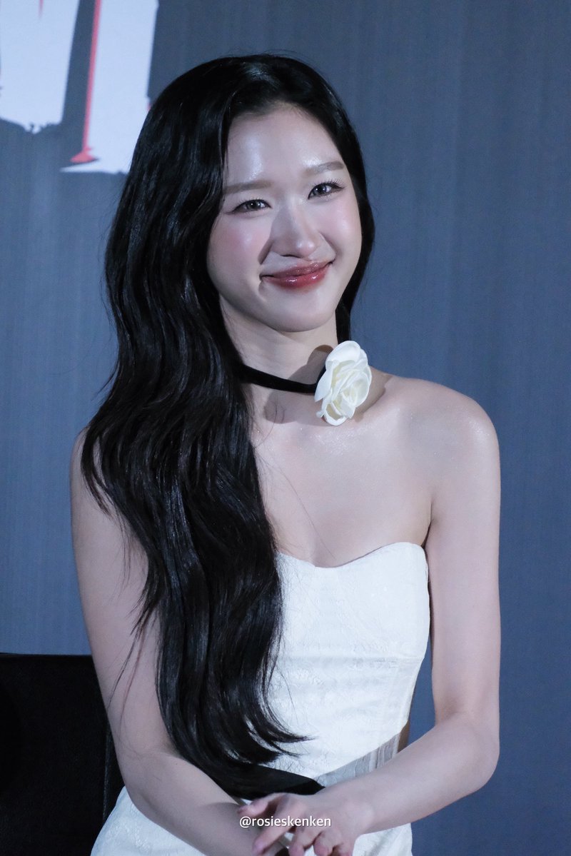 •K• | 🌻 tweet media