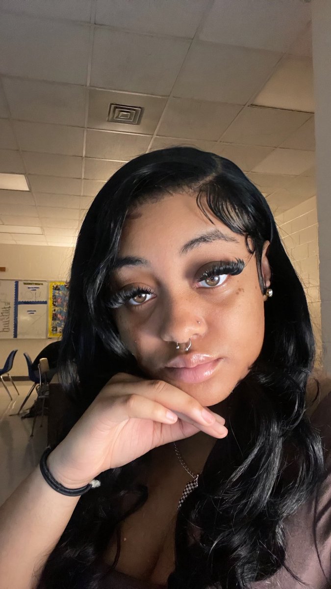 the real 5 ⭐️ tweet media