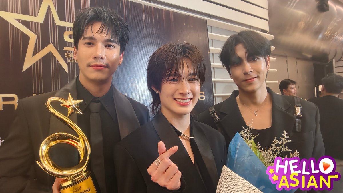 Hello Asian tweet media