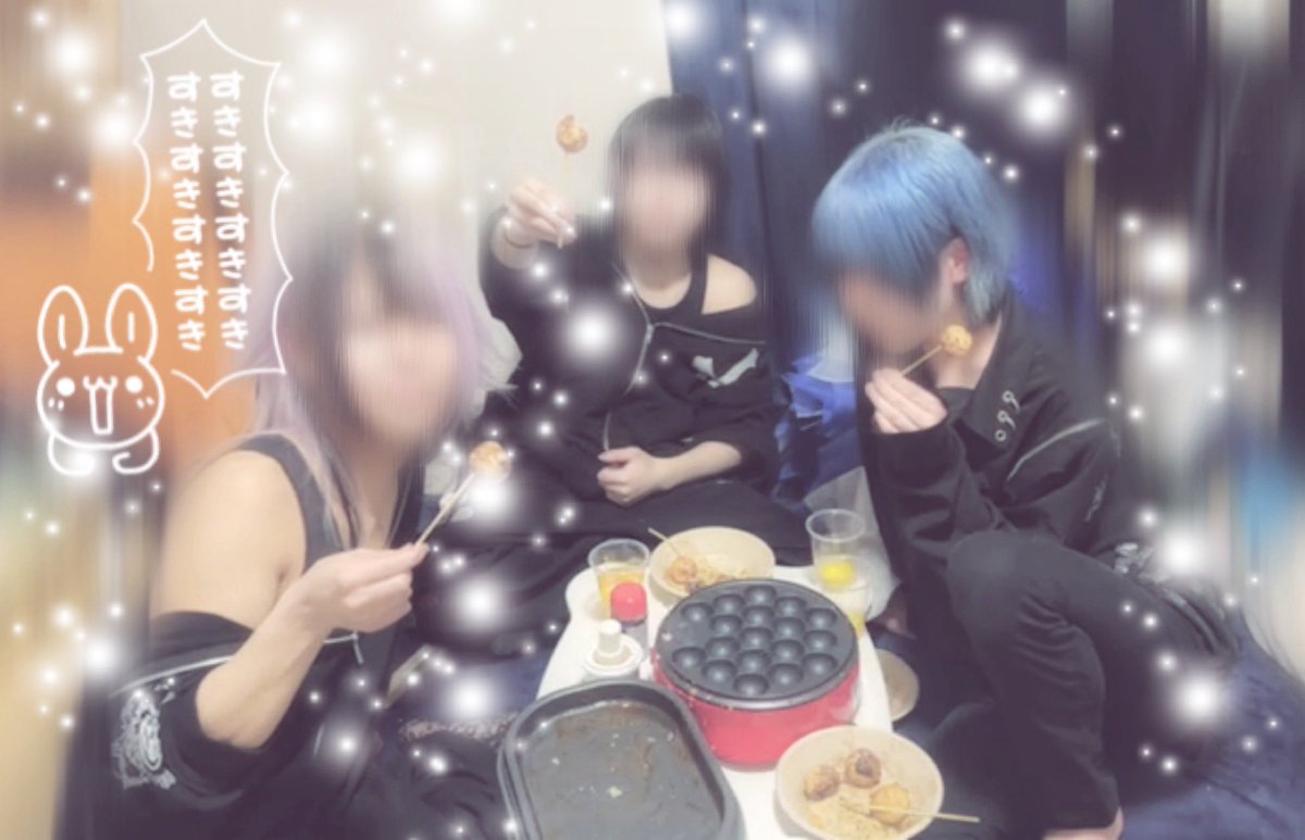 𝕽𝖊𝖓𝖆 tweet media