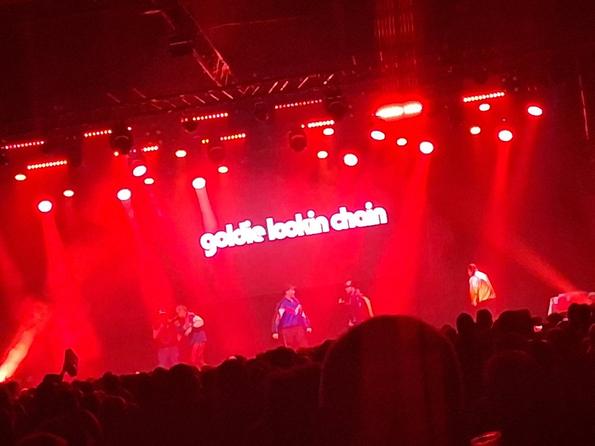 biggishmouth's tweet photo. Top work @ShiiineOn_ #Butlins - awesome jolly with absolute top peeps #music #mayhem #madness #ShineOnWeekender ps #TheGLC you have a new fan https://t.co/SJhxMXSUYJ