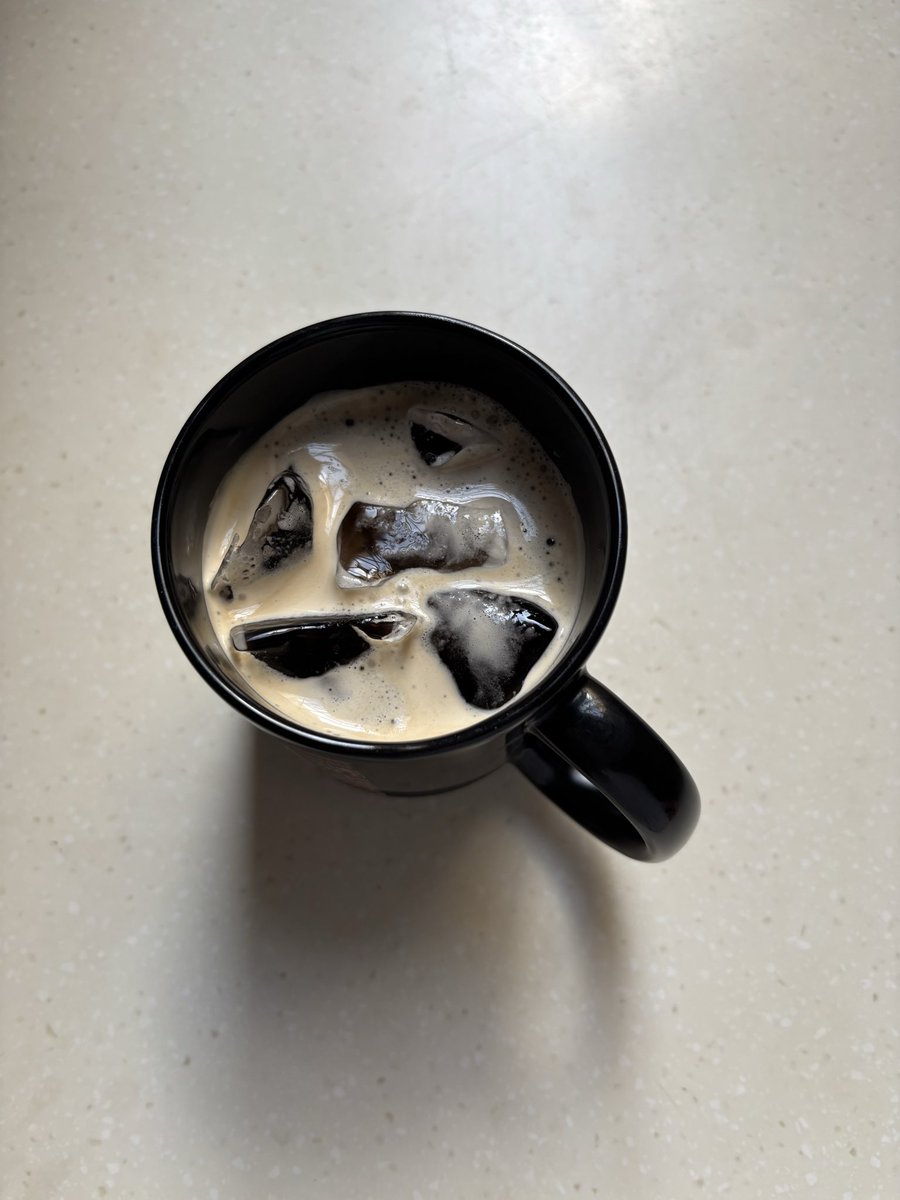 𝓑𝓮𝓵𝓵𝓮 tweet media