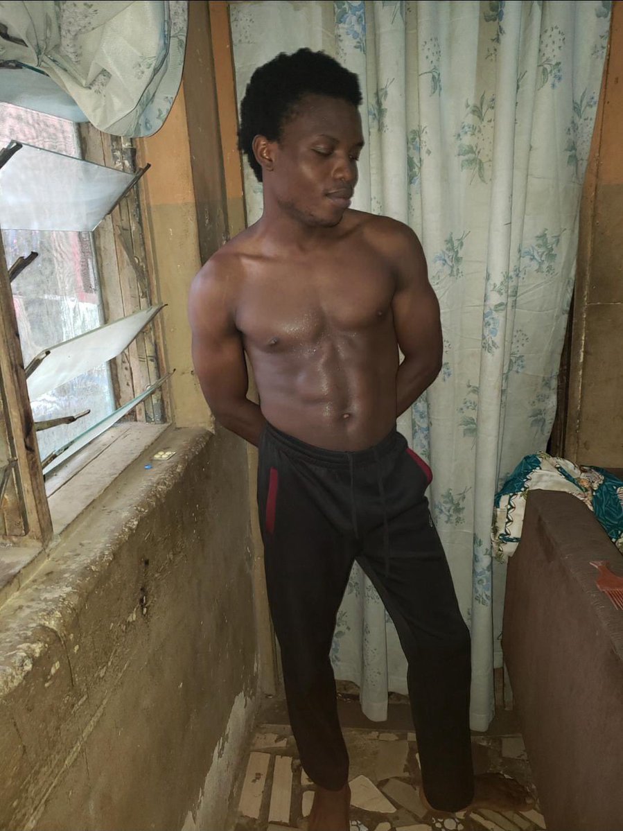 Onome_Chris tweet media