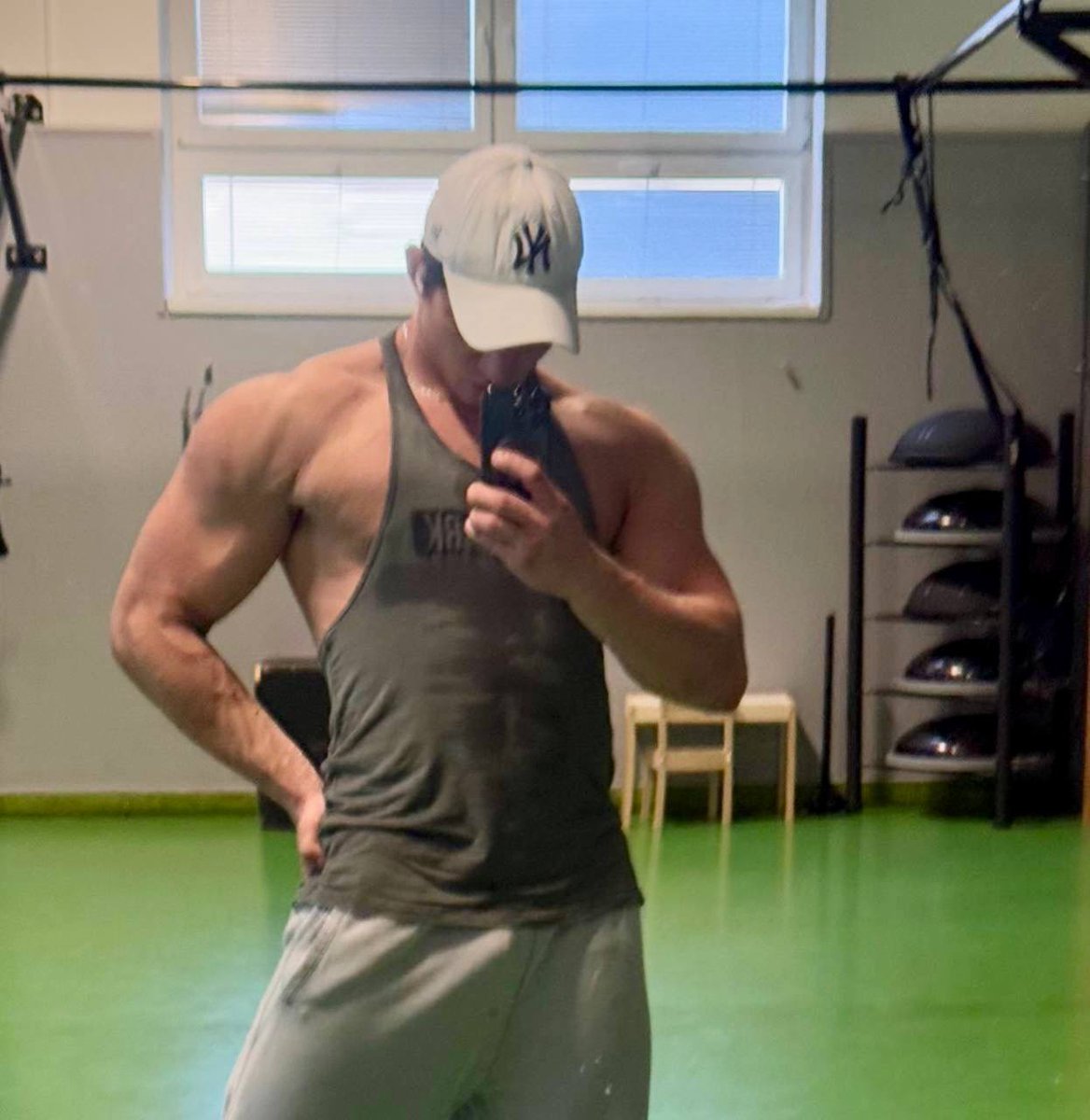 Your Paul Gainz 🔞 tweet media