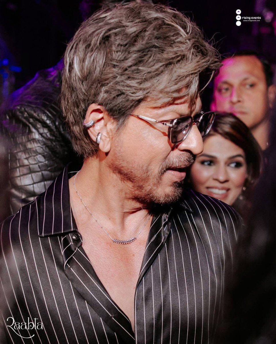 روان tweet media