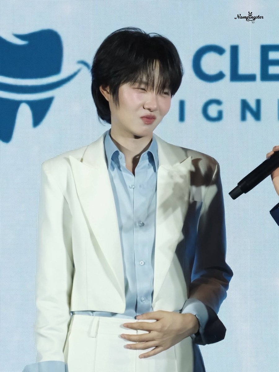 KengHaritLand tweet media