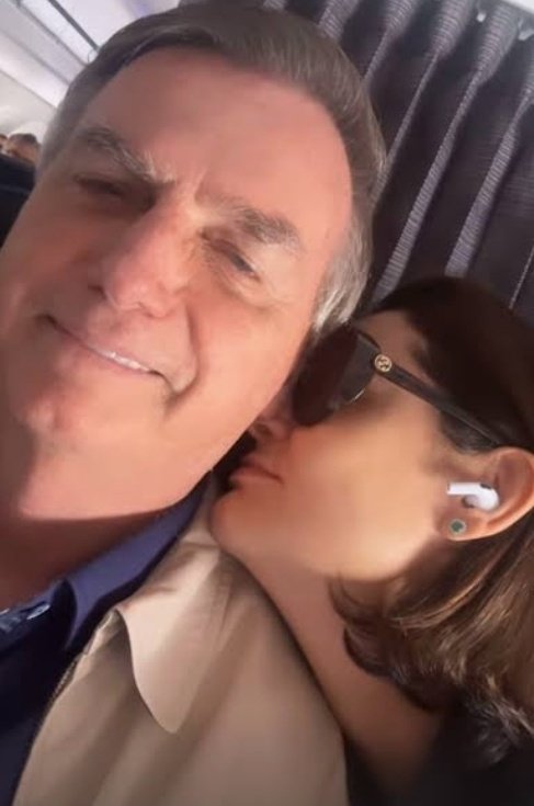 Simone Leibovitz 🌊 tweet media