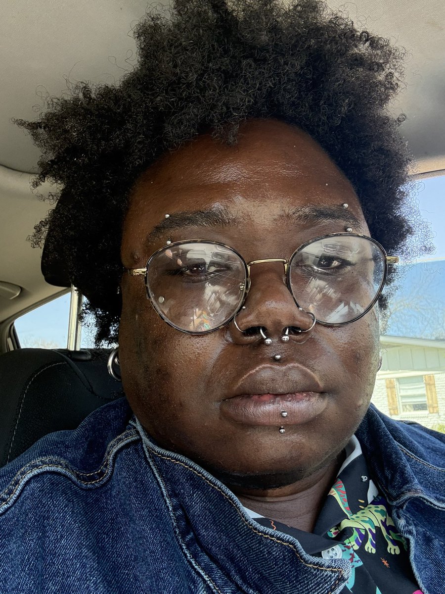 fae⚧️ tweet media