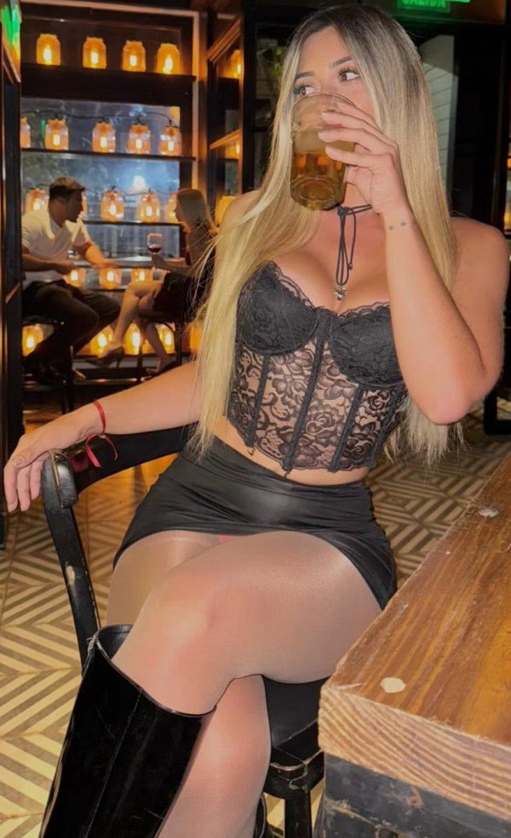 LoubsRed tweet media