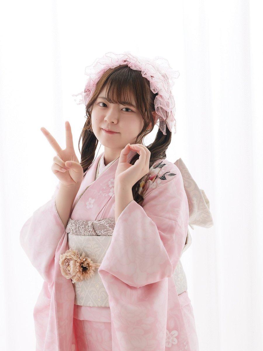 ใใ๐ชฝ๐ใปใใใฌ tweet media