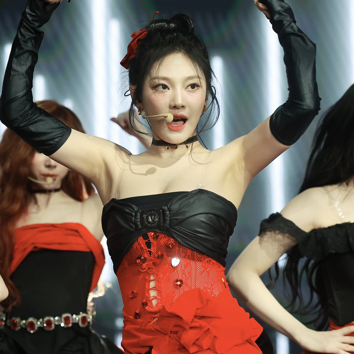 ONSERVICE💙 tweet media