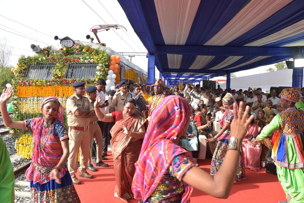 DDO Sabarkantha tweet media