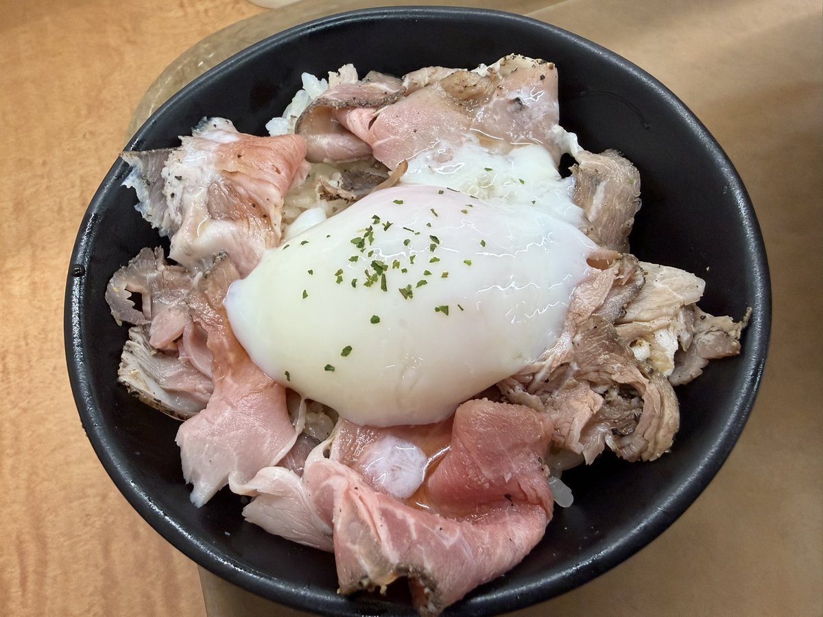 ™︎我流〆まこちゃん🐖 tweet media