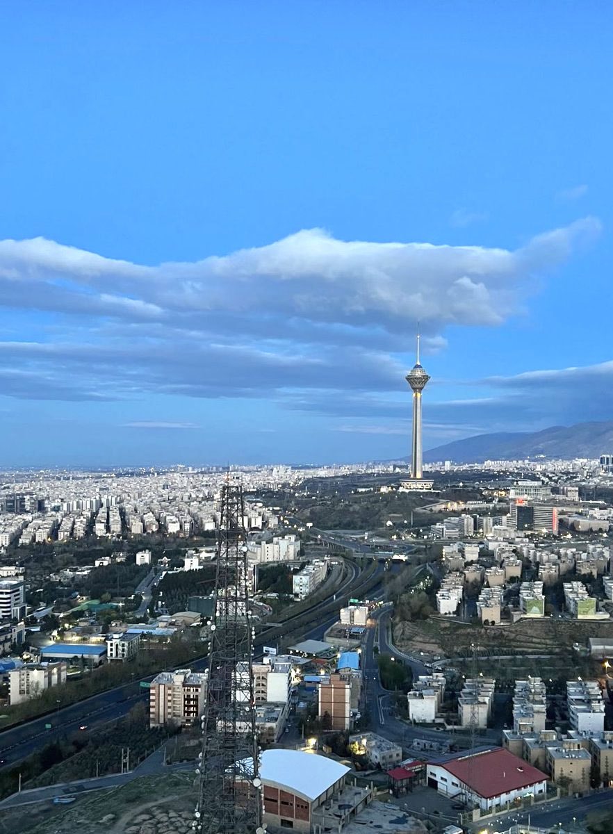 پهلوی برمیگرده tweet media