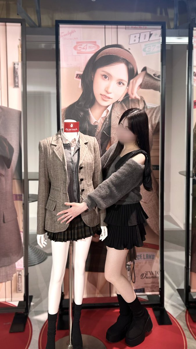 59370chu's tweet photo. TWICEちゃんのPOPUP STORE行ってきた♡
国立まであと1ヶ月たのしみ ◟( ᵒ̴̶̷̥́ ·̫ ᵒ̴̶̷̣̥̀ )✨

#TWICE #THISISFOR
#TWICE_THISISFOR_WORLD_TOUR https://t.co/UFTHpGPQfw