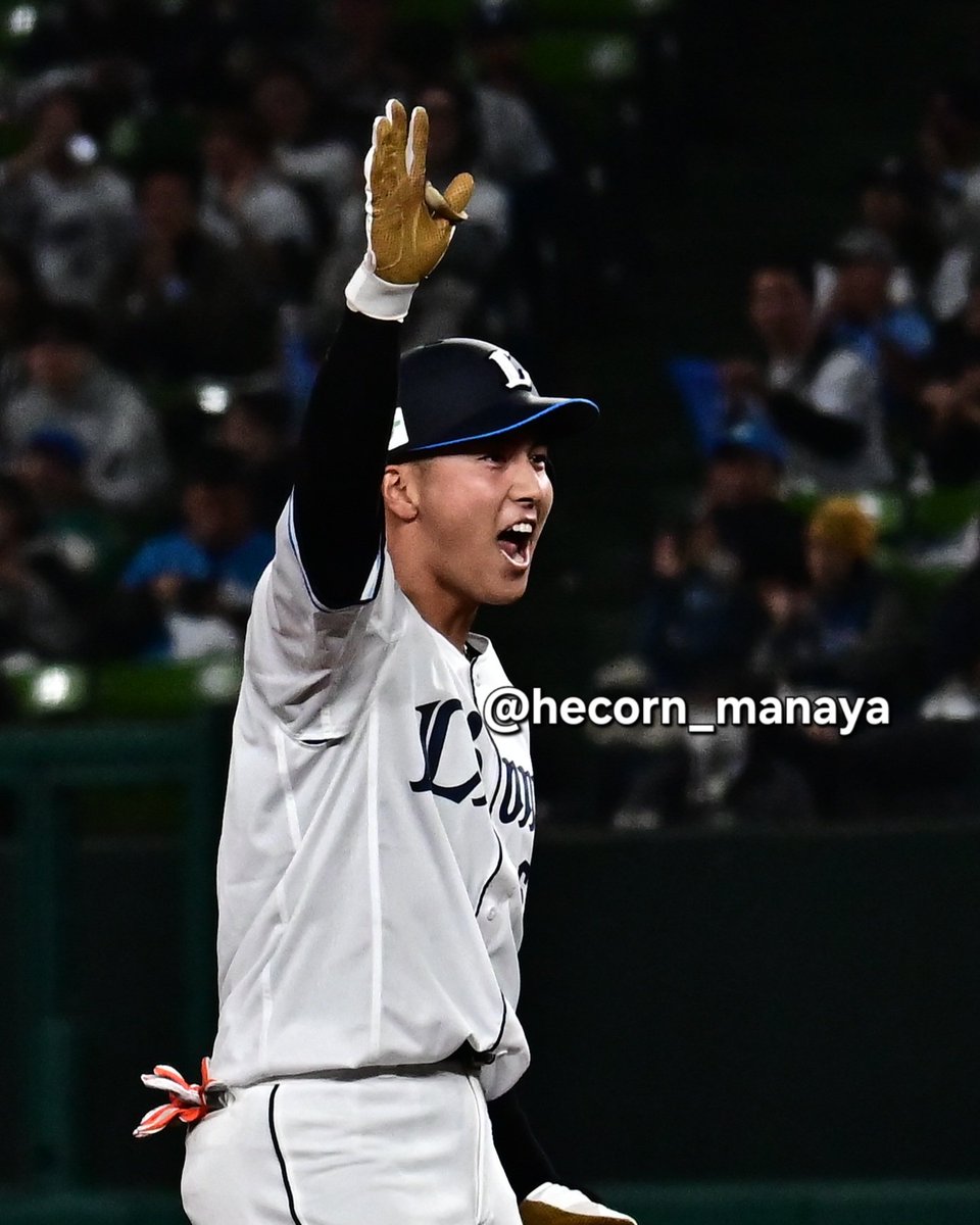 へこーん tweet media