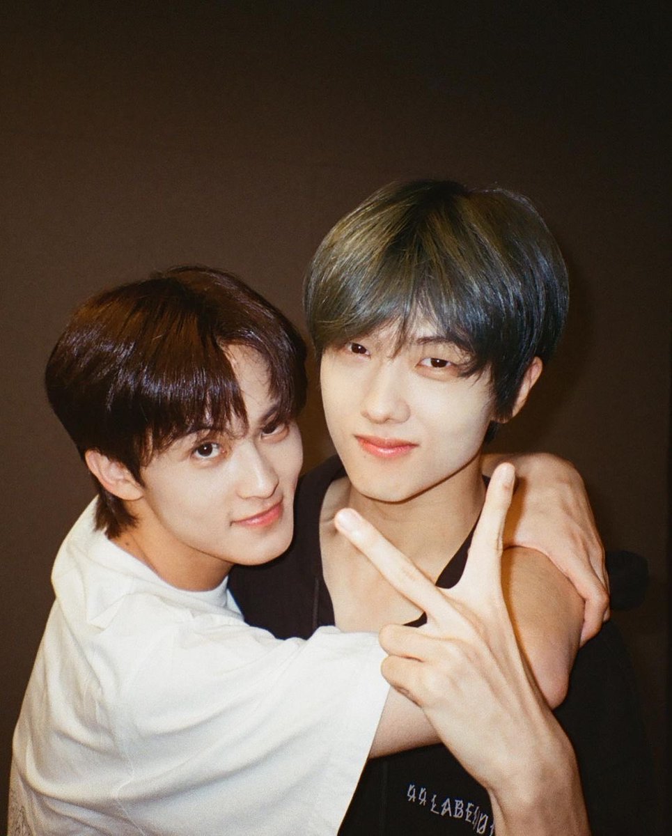 nes ♡ lynn tweet media