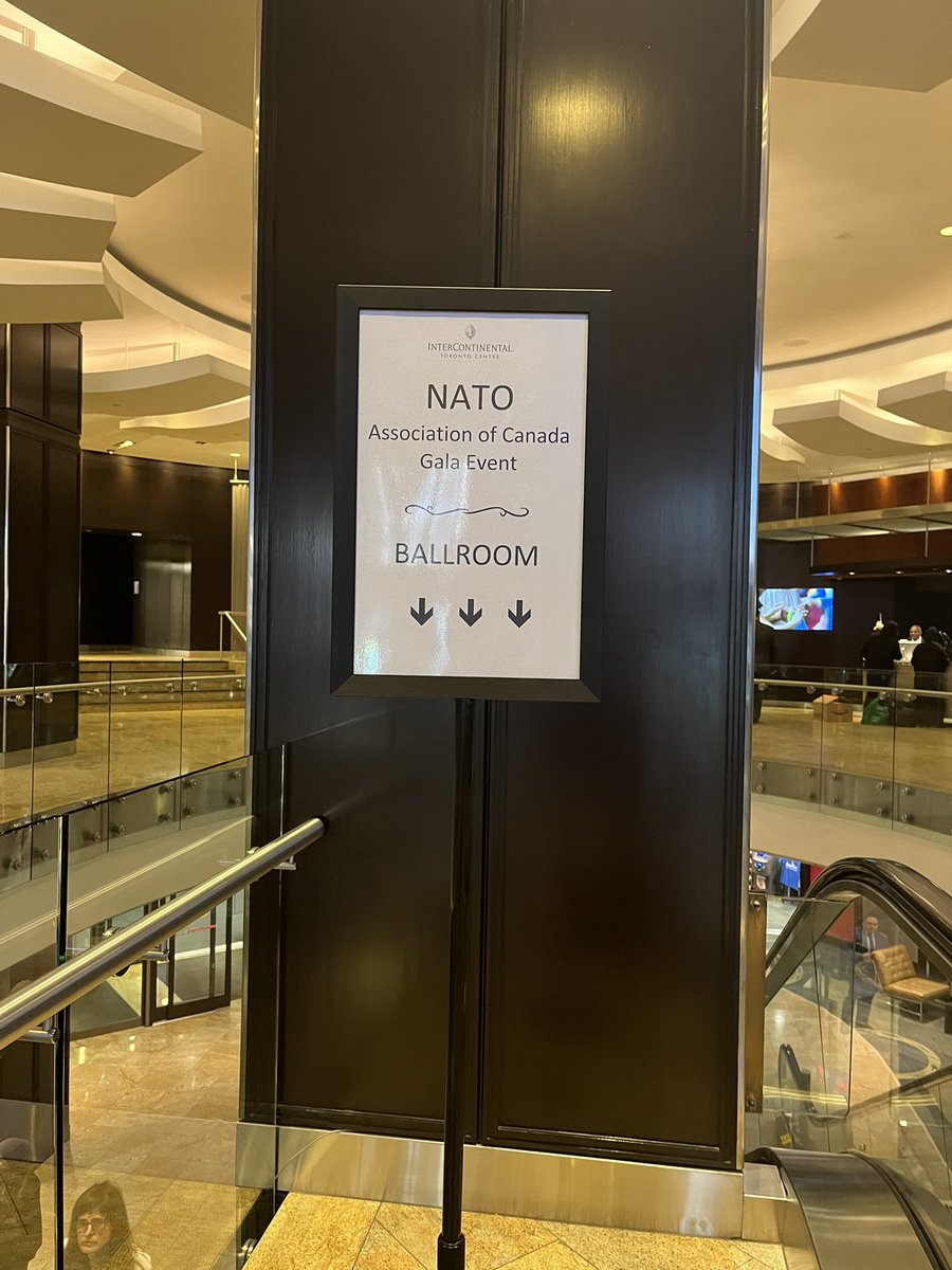 penny collenette 🇨🇦 tweet media