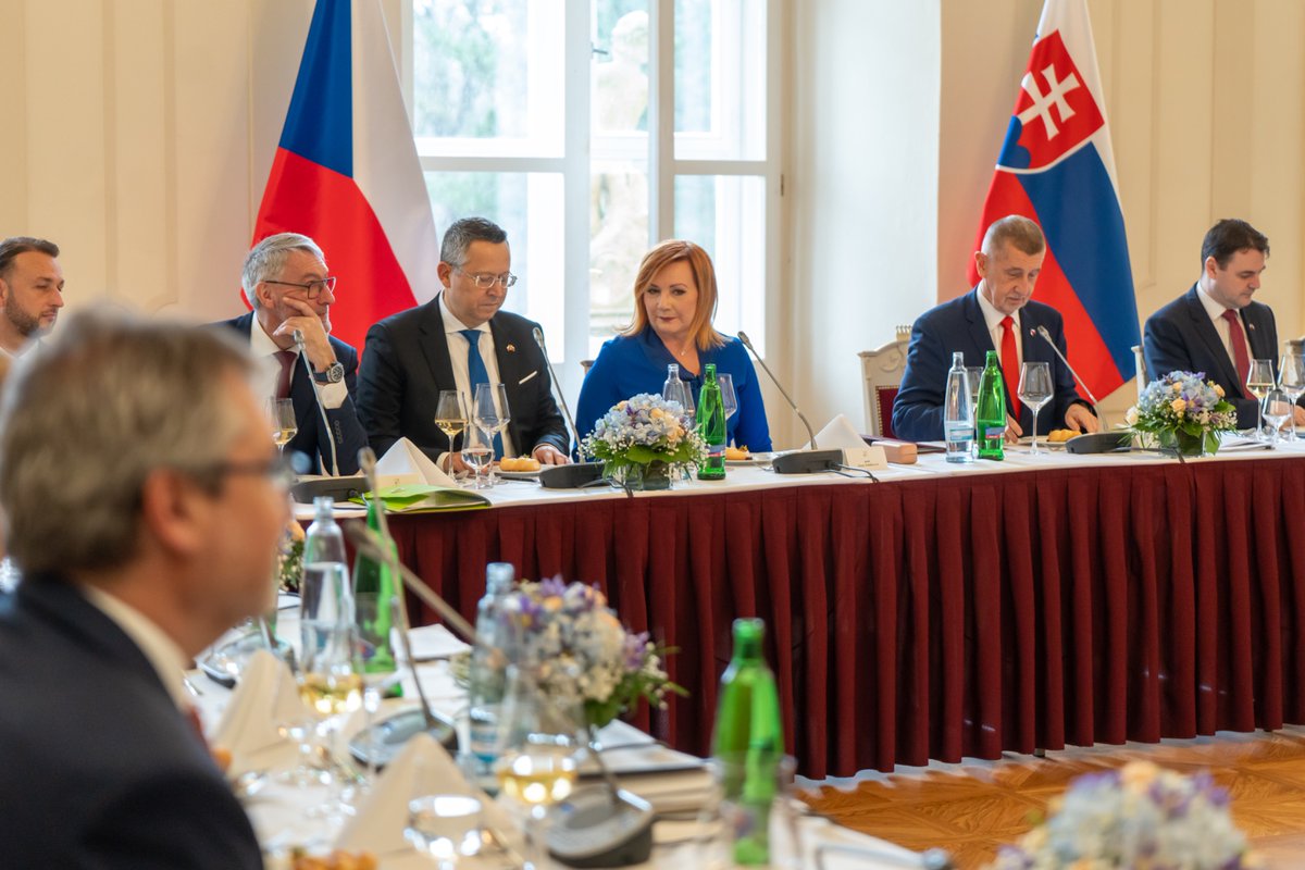 Alena Schillerová tweet media