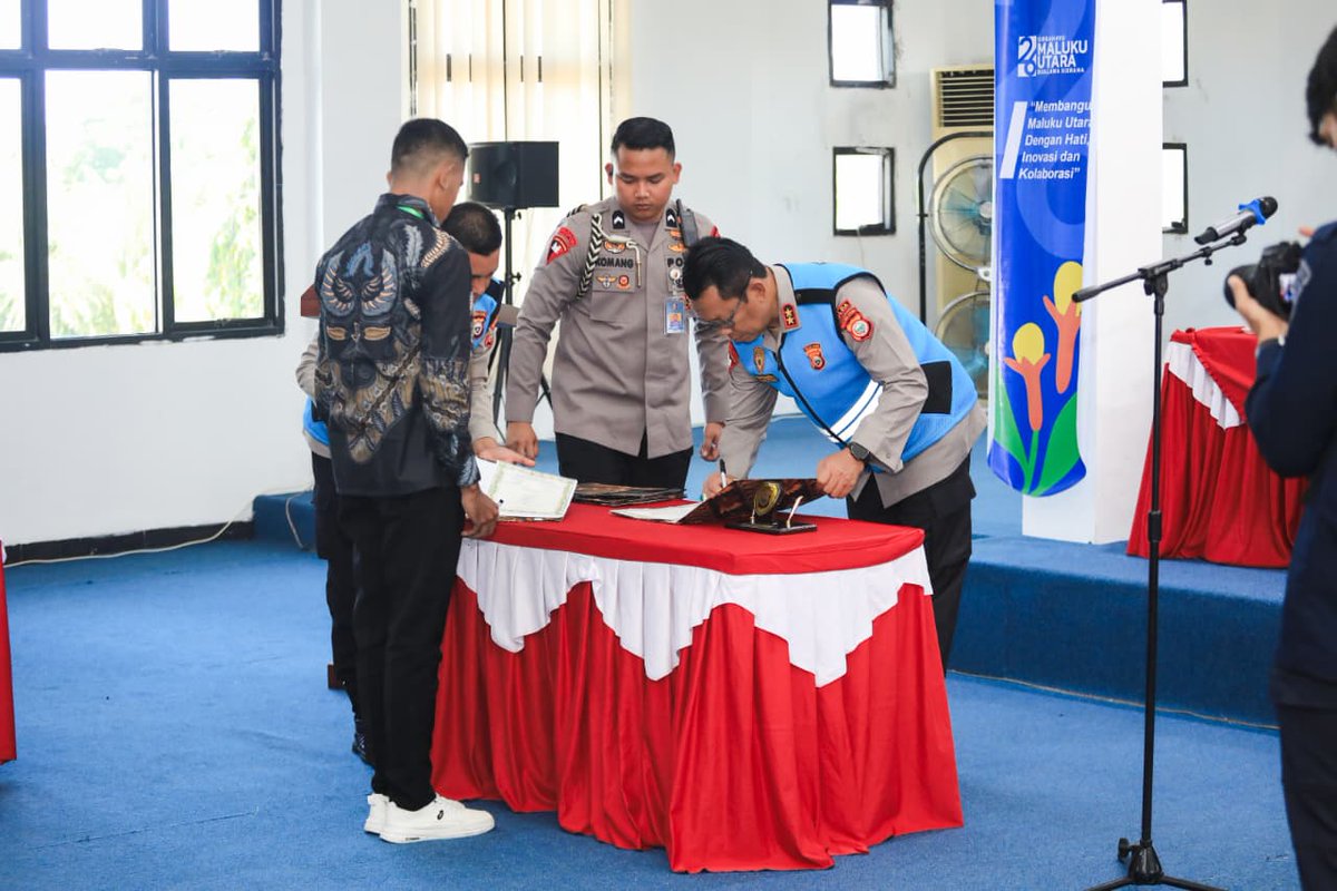 Irjen Pol. Drs. Waris Agono., M.Si tweet media