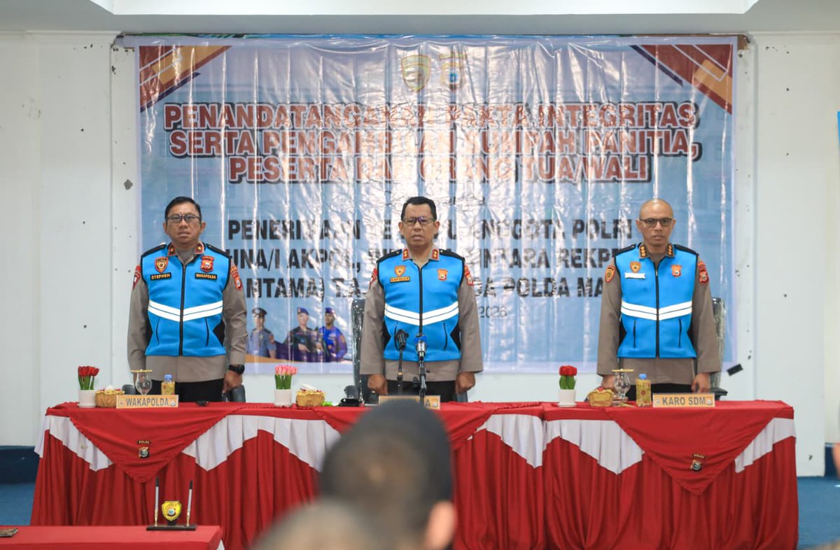 Irjen Pol. Drs. Waris Agono., M.Si tweet media