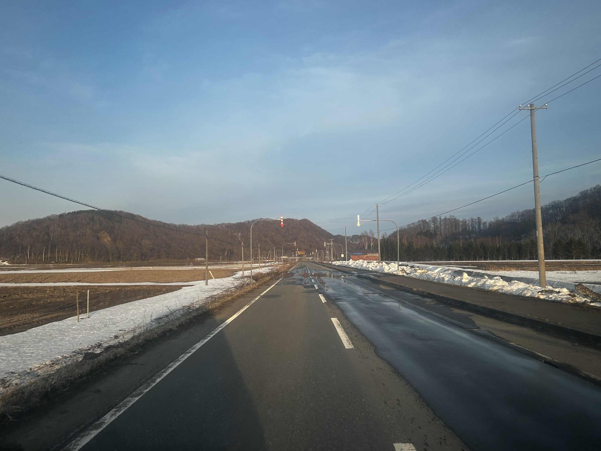 ８２EXPRESS （いそがっし） tweet media