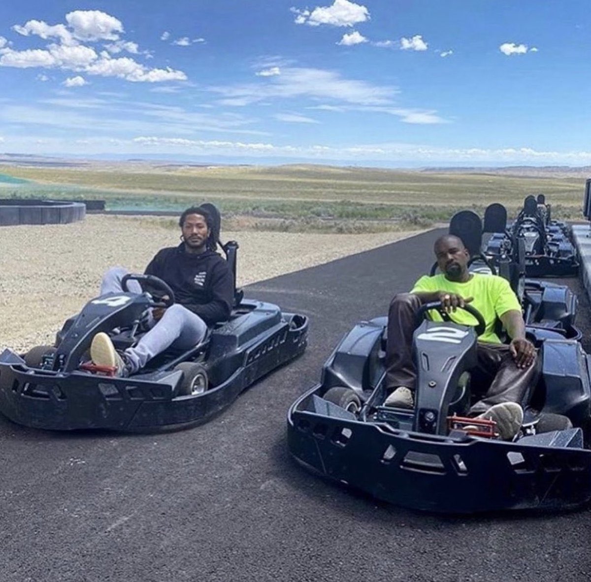 yzyupdates tweet media