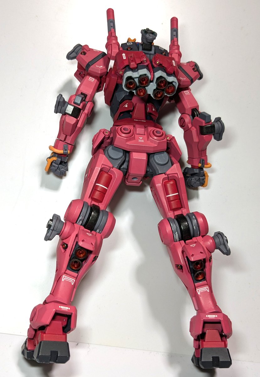 マユ・クロフト tweet media