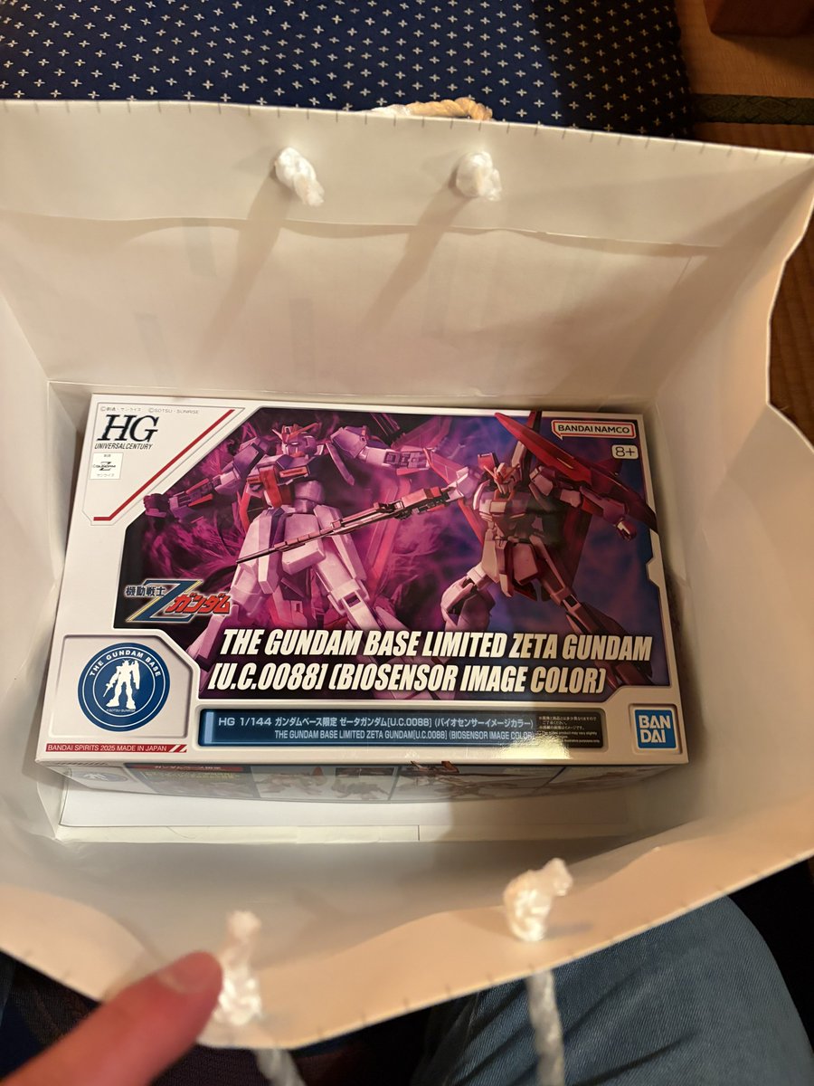 hide@Ninja650 tweet media