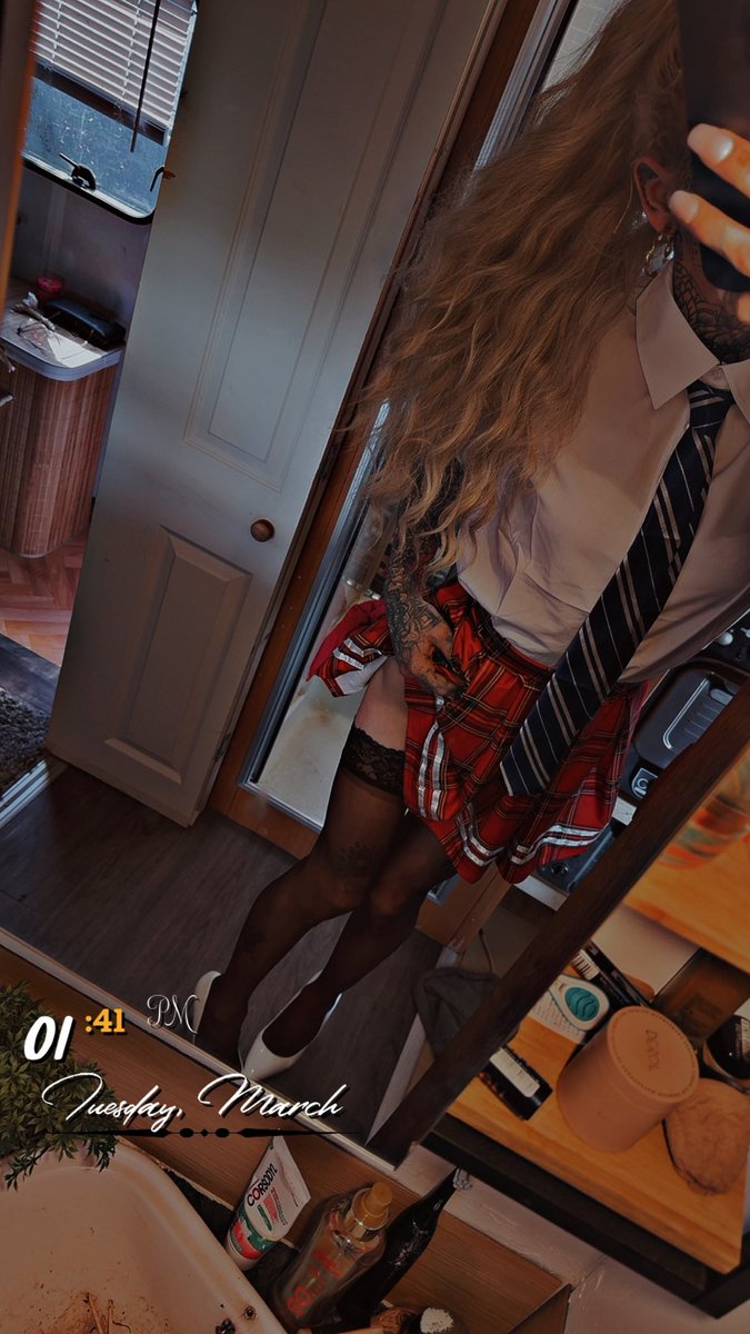 Beckydellaa tweet media