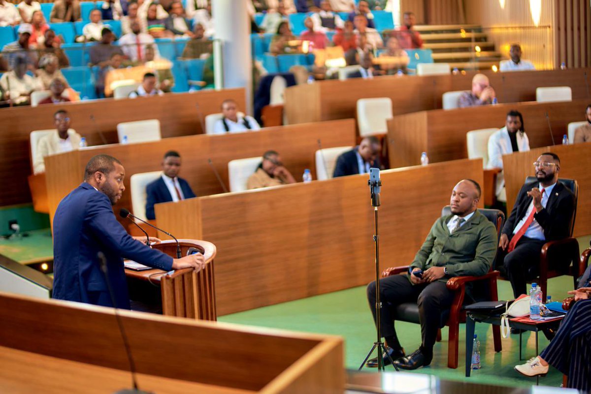 onem_cd's tweet image. #Lubumbashi : la 2ᵉ édition du Forum de l’Étudiant Entrepreneur met en lumière le rôle stratégique de l’ONEM

Organisée vendredi 27 mars 2026, la deuxième édition du Forum de l’Étudiant Entrepreneur a rassemblé étudiants, jeunes entrepreneurs, décideurs publics et partenaires