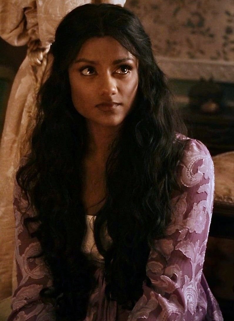 kat 🏰 tweet media