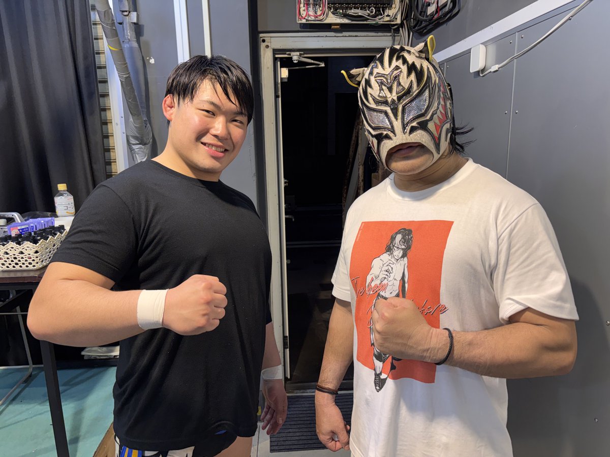 レスラーズ グラフィカ tweet media