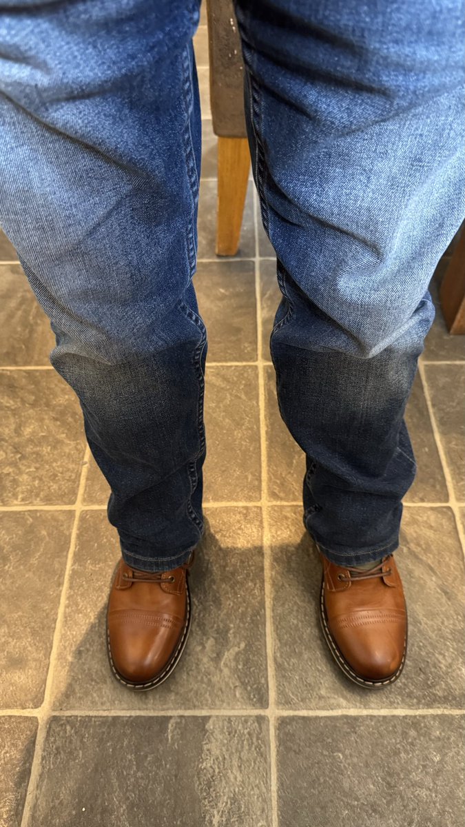 𝕀_𝕒𝕞_𝕄𝕒𝕗𝕗 tweet media